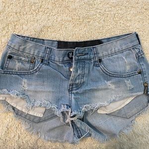 One Teaspoon Jean shorts